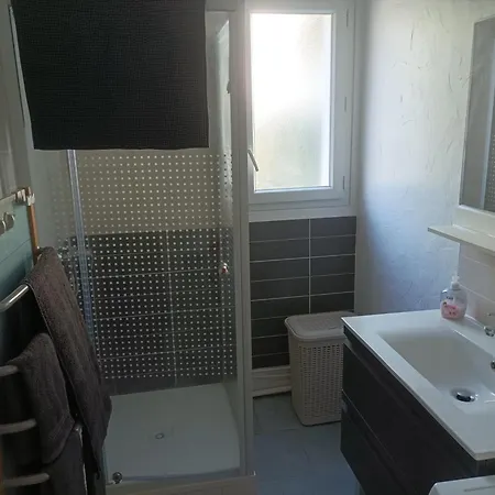 아파트 Plain Pied Proche De La 생죠지드디돈느