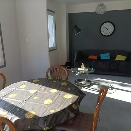 아파트 Plain Pied Proche De La *